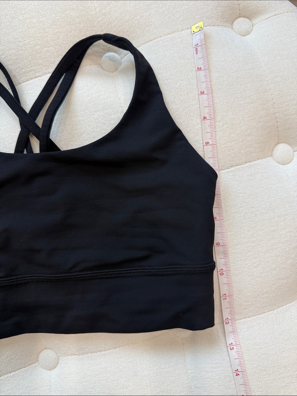 Lululemon Energy Bra ~ black - size 6 - excellent condition - Picture 5 of 6
